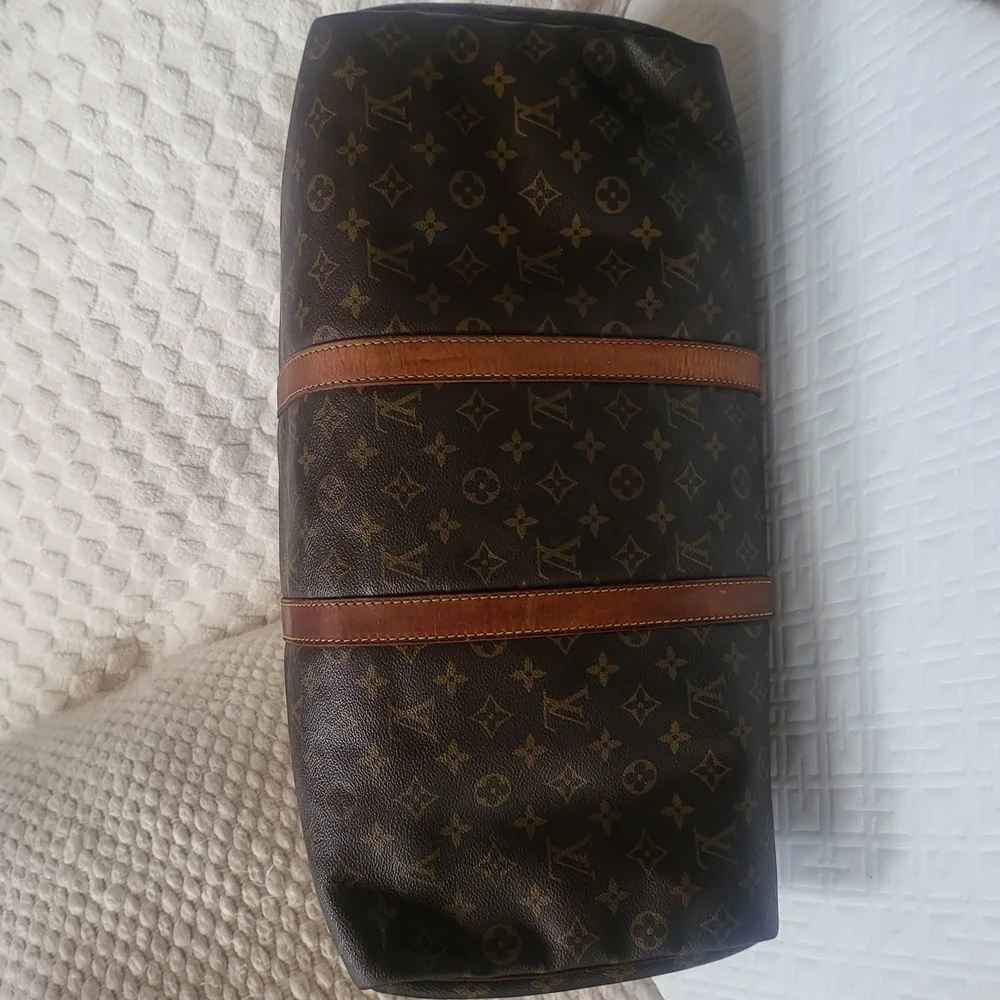Louis Vuitton Keepall 50 100% Authentic Monogram Duffel Bag